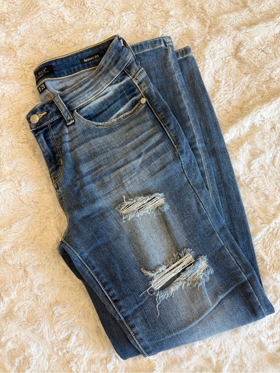 Judy Blue Denim - Judy Blue Distressed Skinny Jeans - Medium Blue